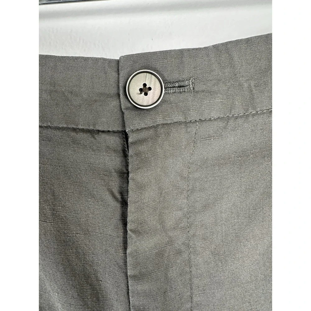 Uniqlo Men's Linen Blend Pants Size Medium Gray Pleated Breathable Office Resort